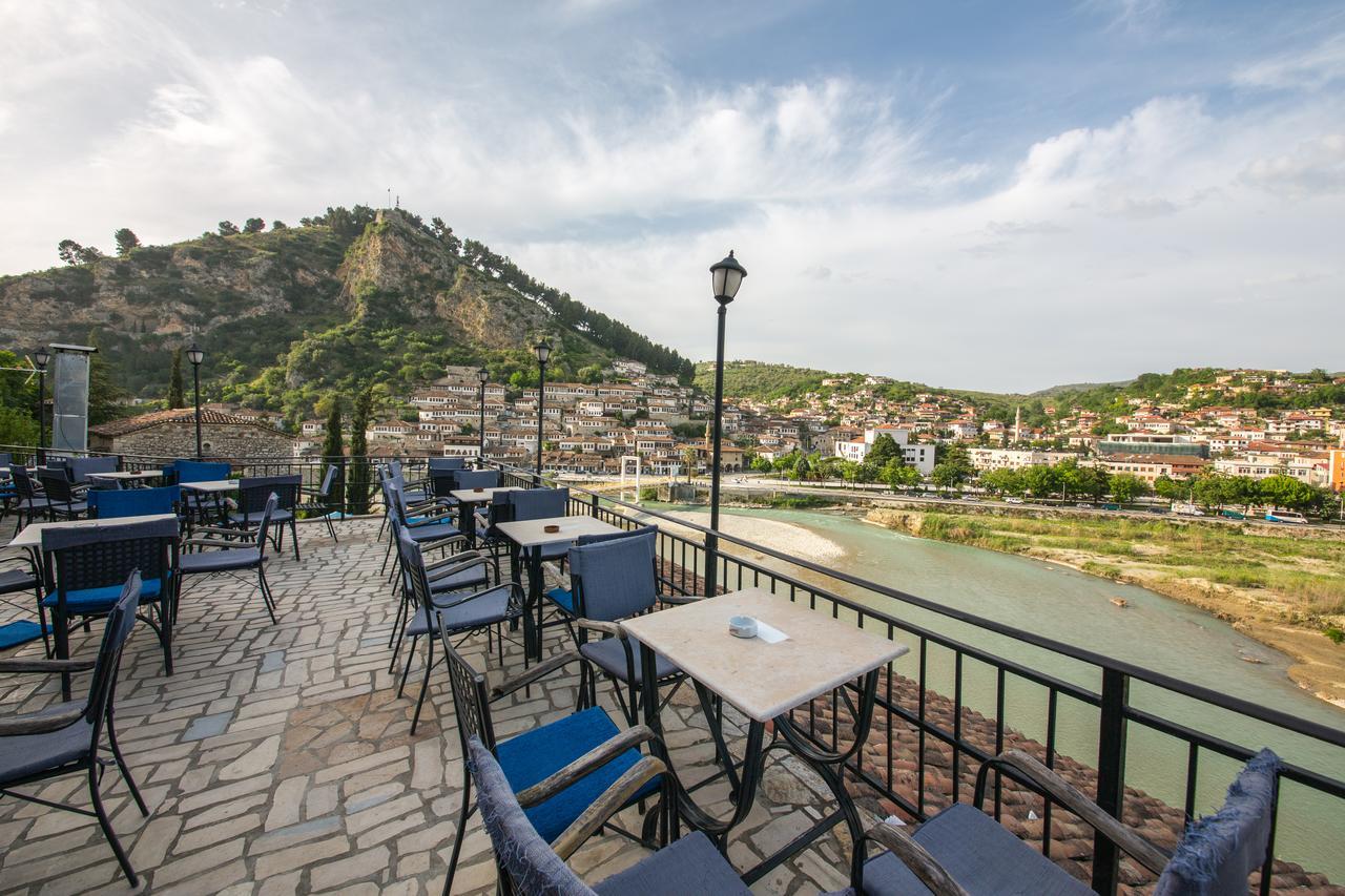 Hotel Ajka Berat Dış mekan fotoğraf