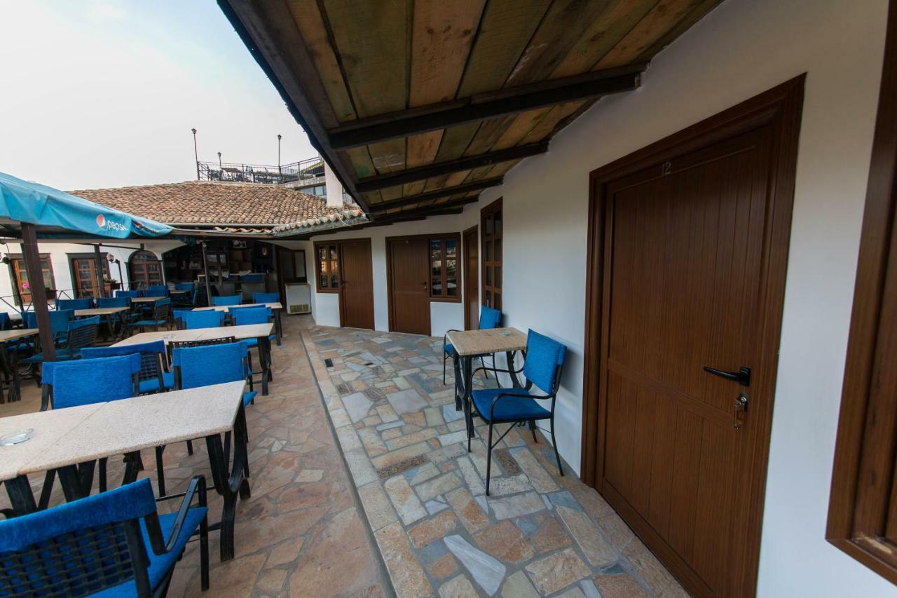 Hotel Ajka Berat Dış mekan fotoğraf