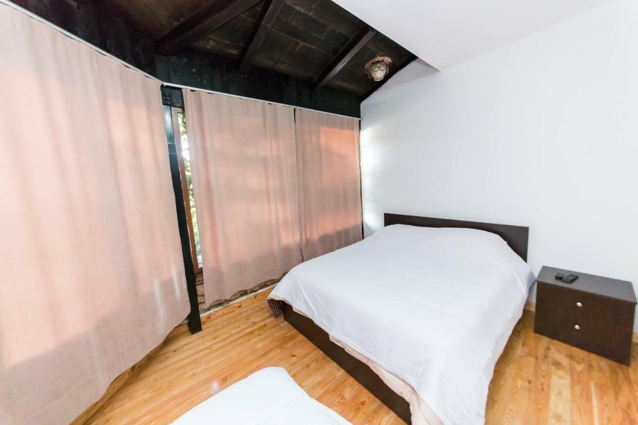 Hotel Ajka Berat Dış mekan fotoğraf